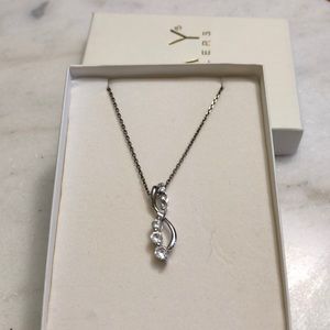 White sapphire necklace (sterling silver)